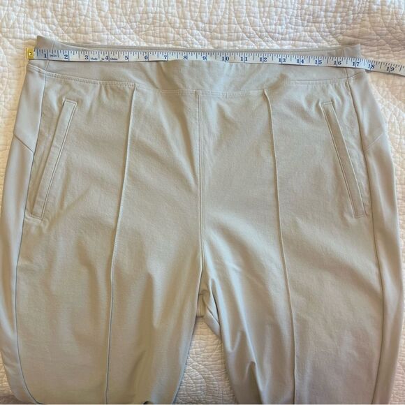 Athleta Headlands Hybrid Pant Birch Gray Sz 16 Stretch Hiking Outdoor Gorpcore - Picture 7 of 12